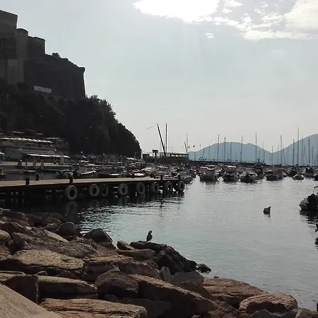 Ely's Διαμέρισμα Sarzana